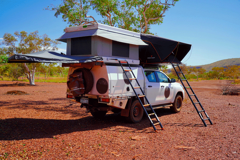 WAE Hilux 4wd twin rooftop tent  for 4  and 5th person a swag can be provided and tent