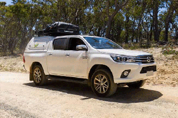 Outback 4wd rental with ground tent and camping gear 